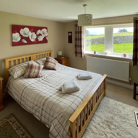 Holiday home Two Hoots